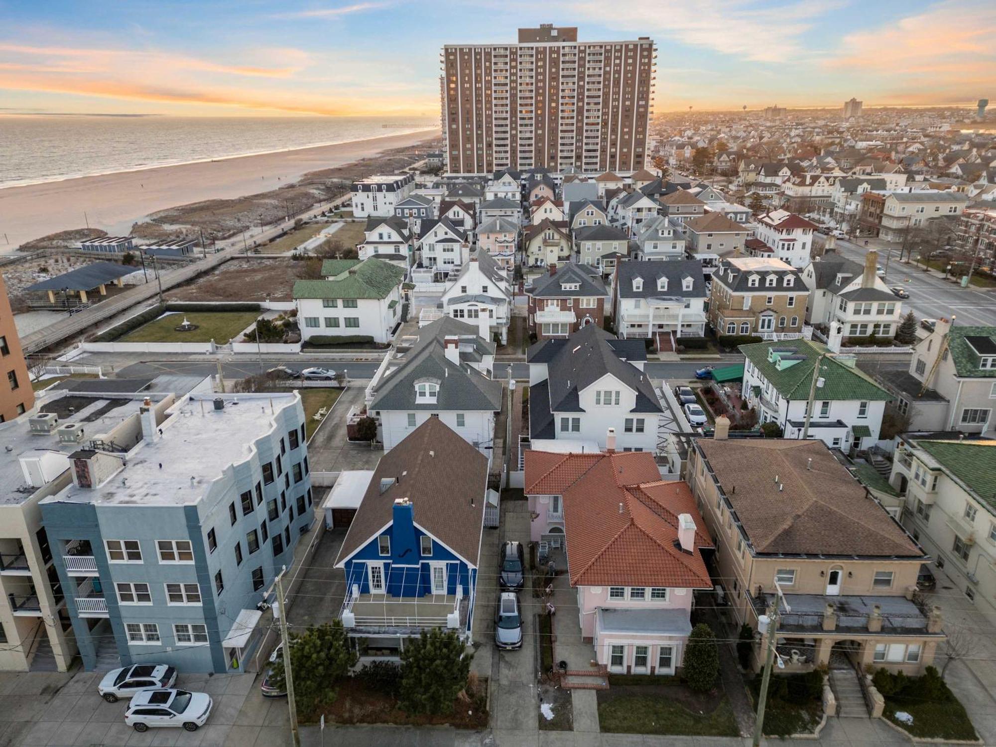 Escape To Raleigh Ave - Steps From The Atlantic City